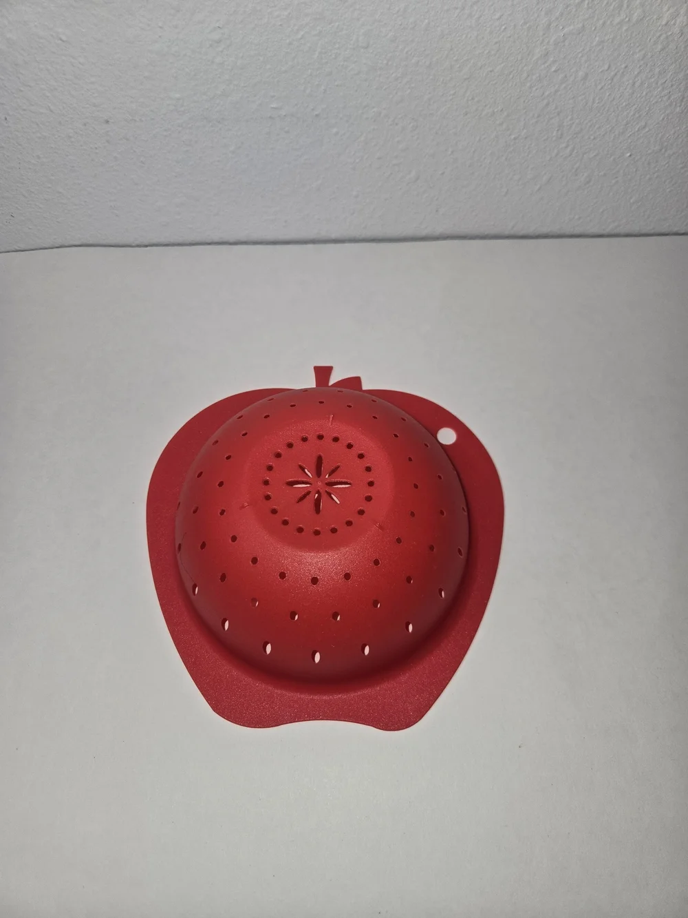 N/A compact red
